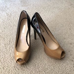 Ombré peep toe shoes
